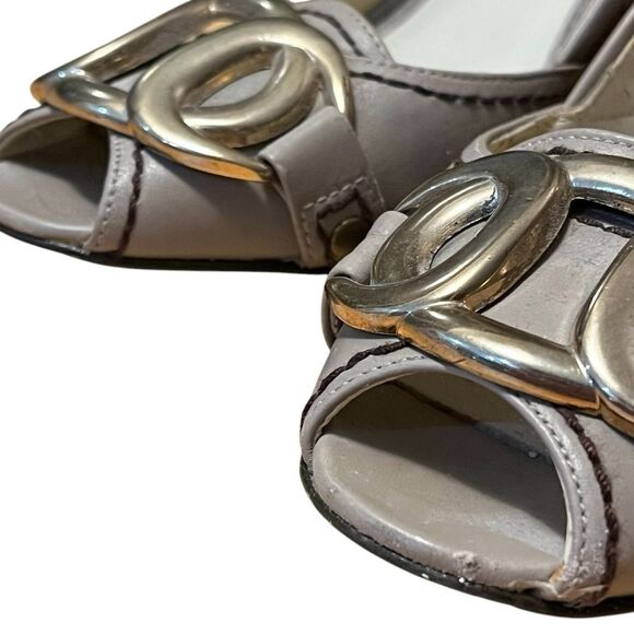 Taupe Zara Women’s Heels size 37 Gold Tone Metal Detail. Contrast Stitching - Picture 9 of 14